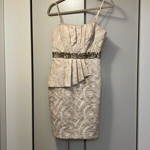 Luxury Aidan Mattox Size 2 Dress